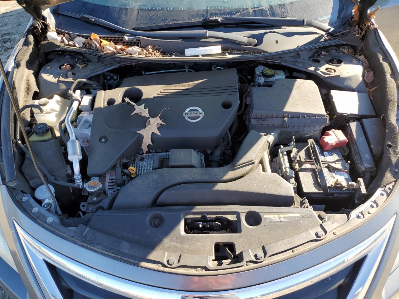 2015 Nissan Altima VIN 1N4AL3AP2FN333715 Copart auction photo, side damage thumbnail 13