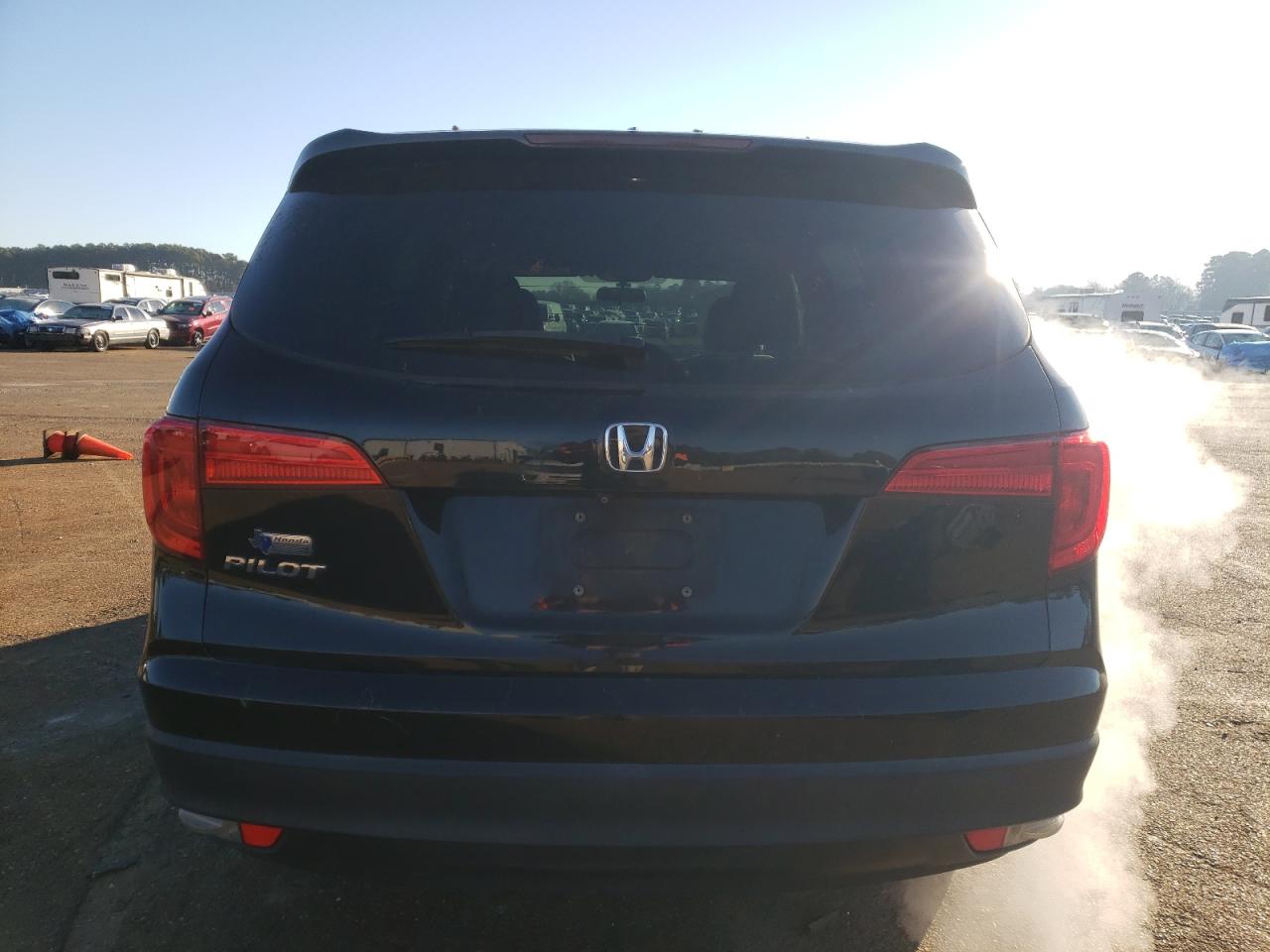 2018 Honda Pilot VIN 5FNYF5H38JB010534 Copart auction photo, side / front end damage thumbnail 6