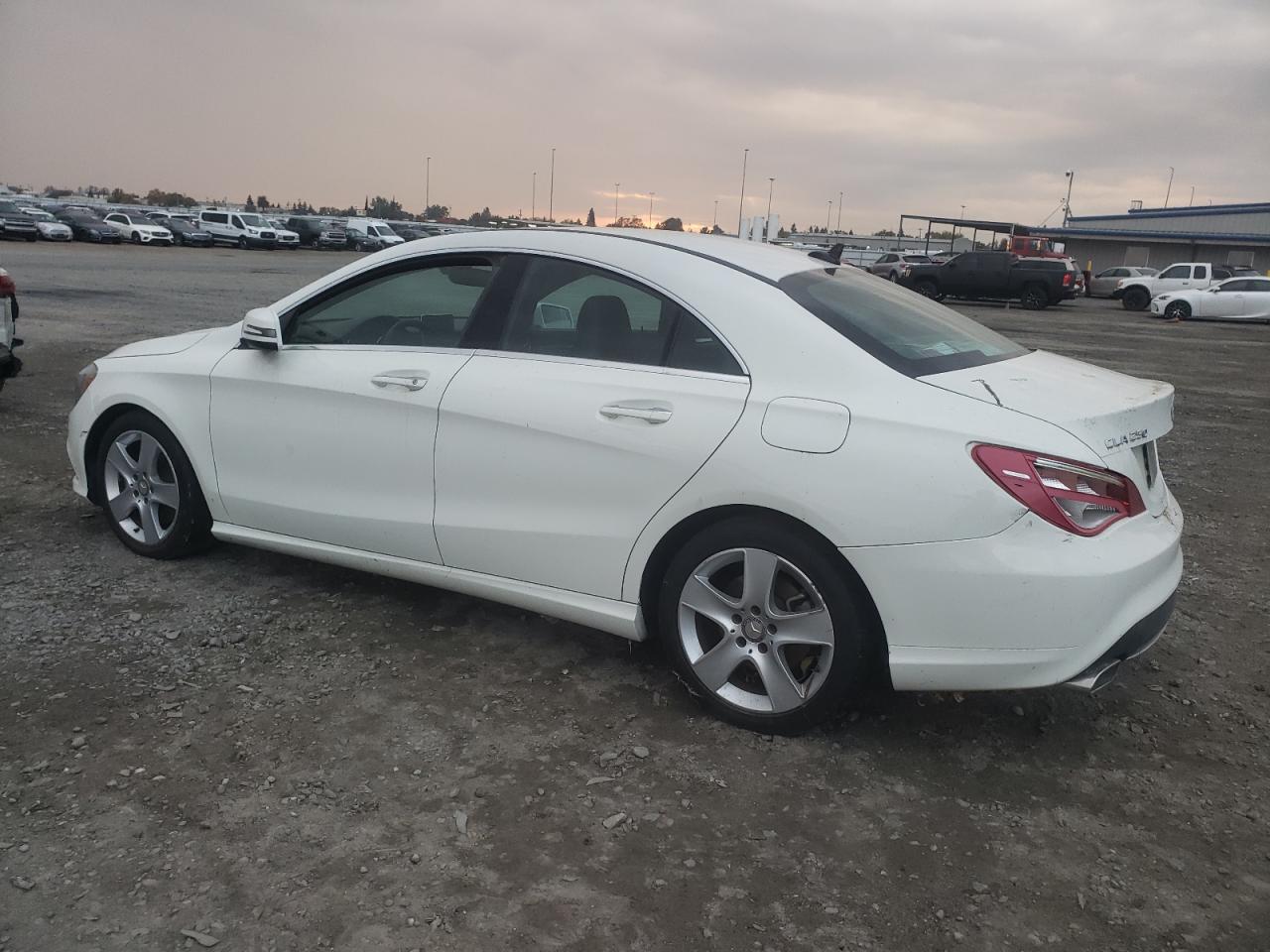 2016 Mercedes-Benz CLA-klasse VIN WDDSJ4EB5GN372055 Copart auction photo, vandalism damage thumbnail 2