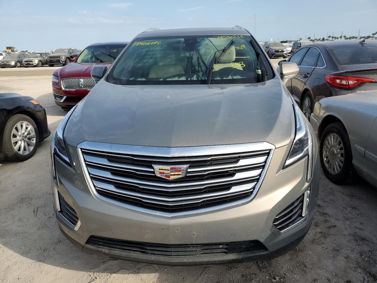 2019 Cadillac XT5 VIN 1GYKNFRS8KZ231447 Copart auction photo, water/flood damage thumbnail 5