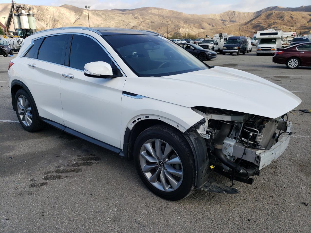 2020 Infiniti QX50 VIN 3PCAJ5M13LF109849 Copart auction photo, front end damage thumbnail 4