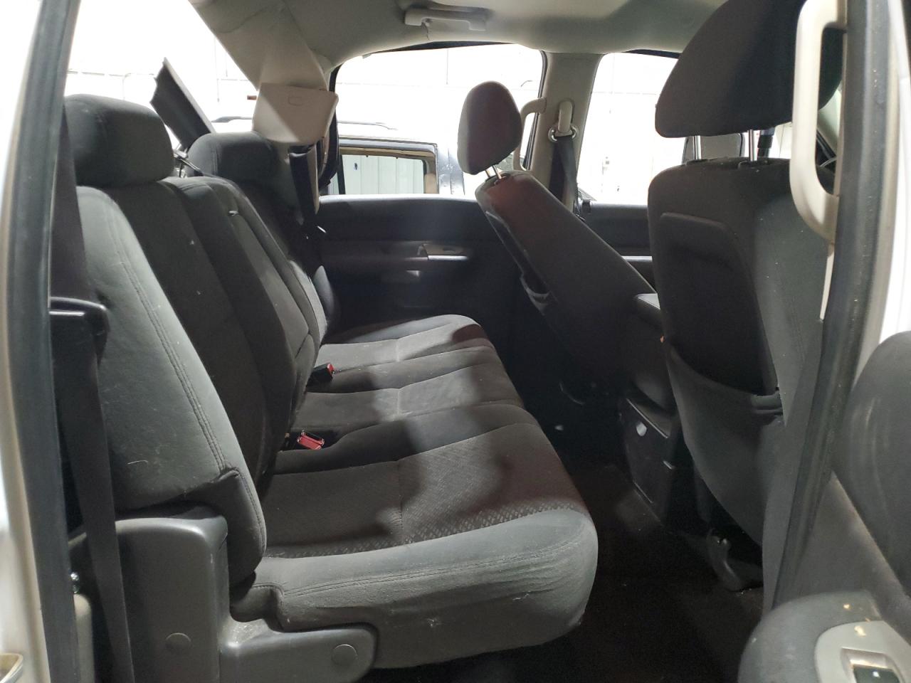 2008 Chevrolet Silverado VIN 1GCHK33698F167903 Copart auction photo, front end / side damage thumbnail 11