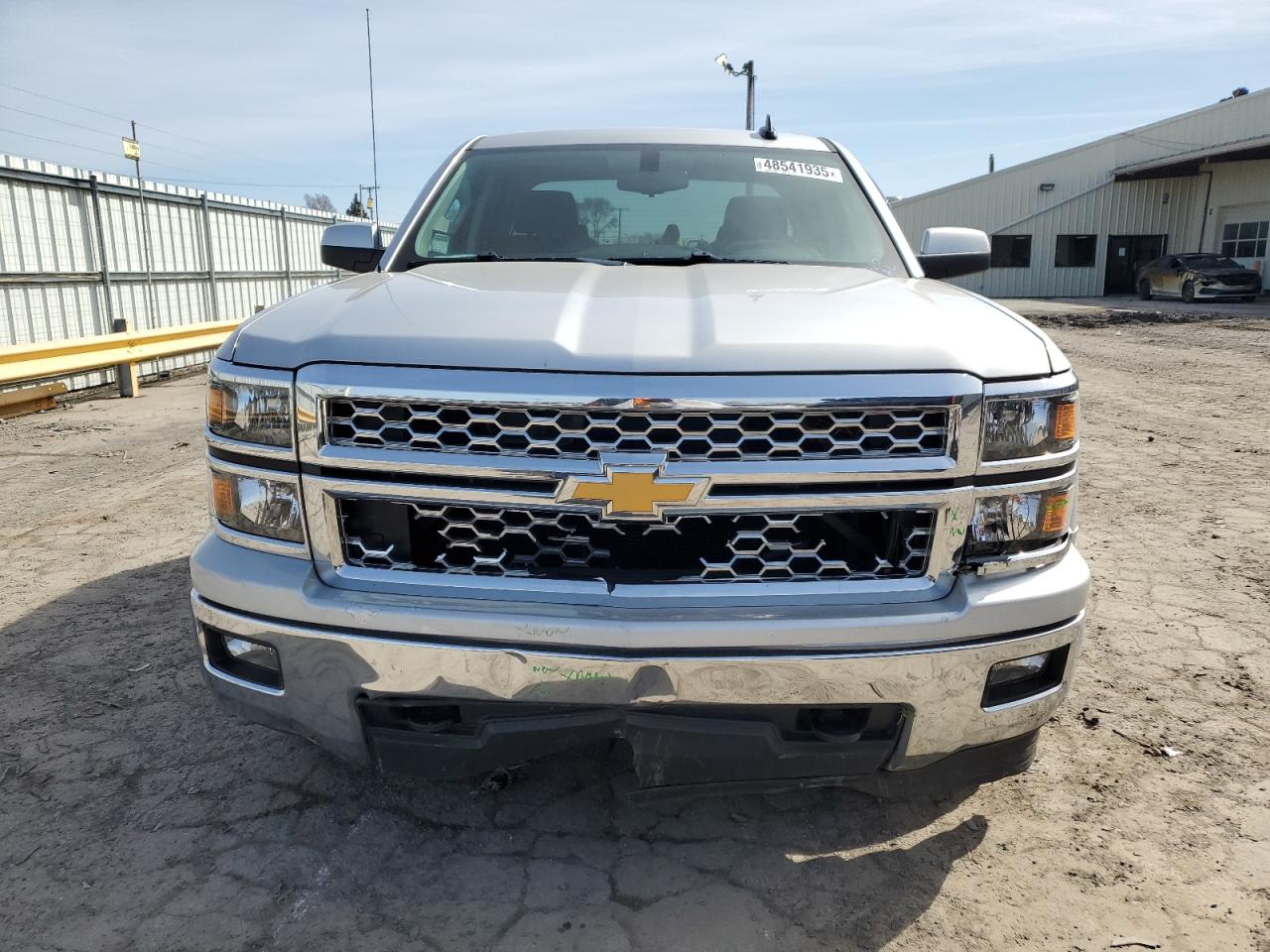 2015 Chevrolet Silverado VIN 1GCVKREHXFZ438130 Copart auction photo, front end / minor dent/scratches damage thumbnail 5