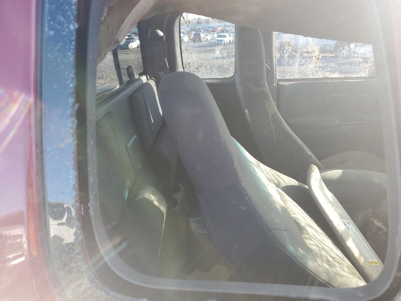 2006 Chevrolet Colorado VIN 1GCDT196668244428 Copart auction photo, all over damage thumbnail 11