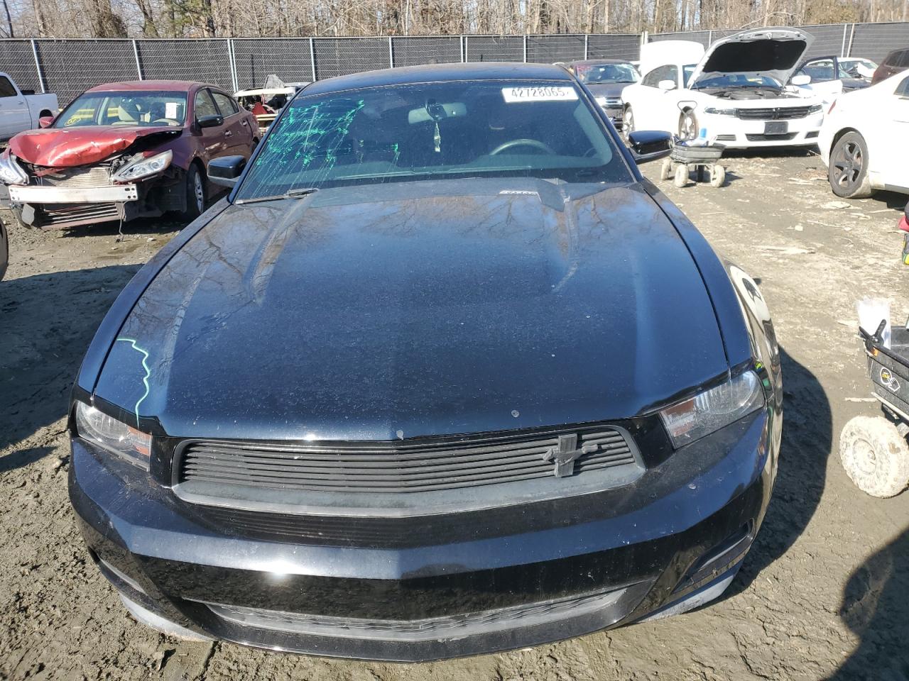 2011 Ford Mustang VIN 1ZVBP8AM8B5157024 Copart auction photo, side / front end damage thumbnail 5