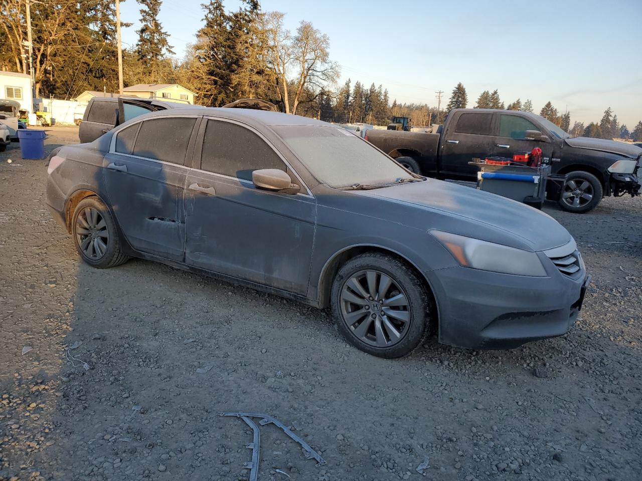 2011 Honda Accord VIN 1HGCP2F8XBA105581 Copart auction photo, side damage thumbnail 4