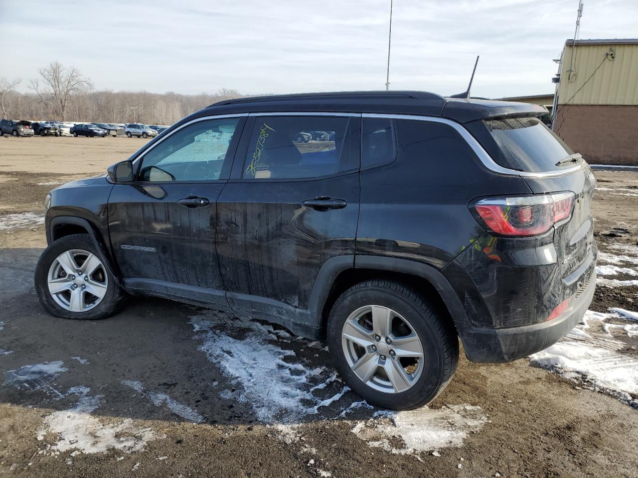2022 Jeep Compass VIN 3C4NJDBB5NT105801 Copart auction photo, all over damage thumbnail 2