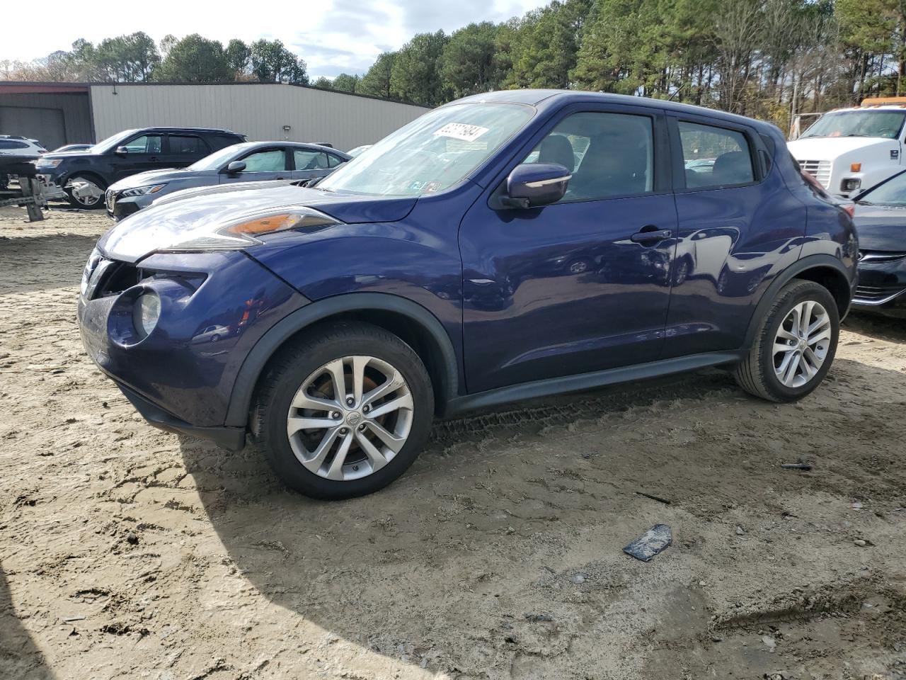 2017 Nissan Juke VIN JN8AF5MR7HT705661