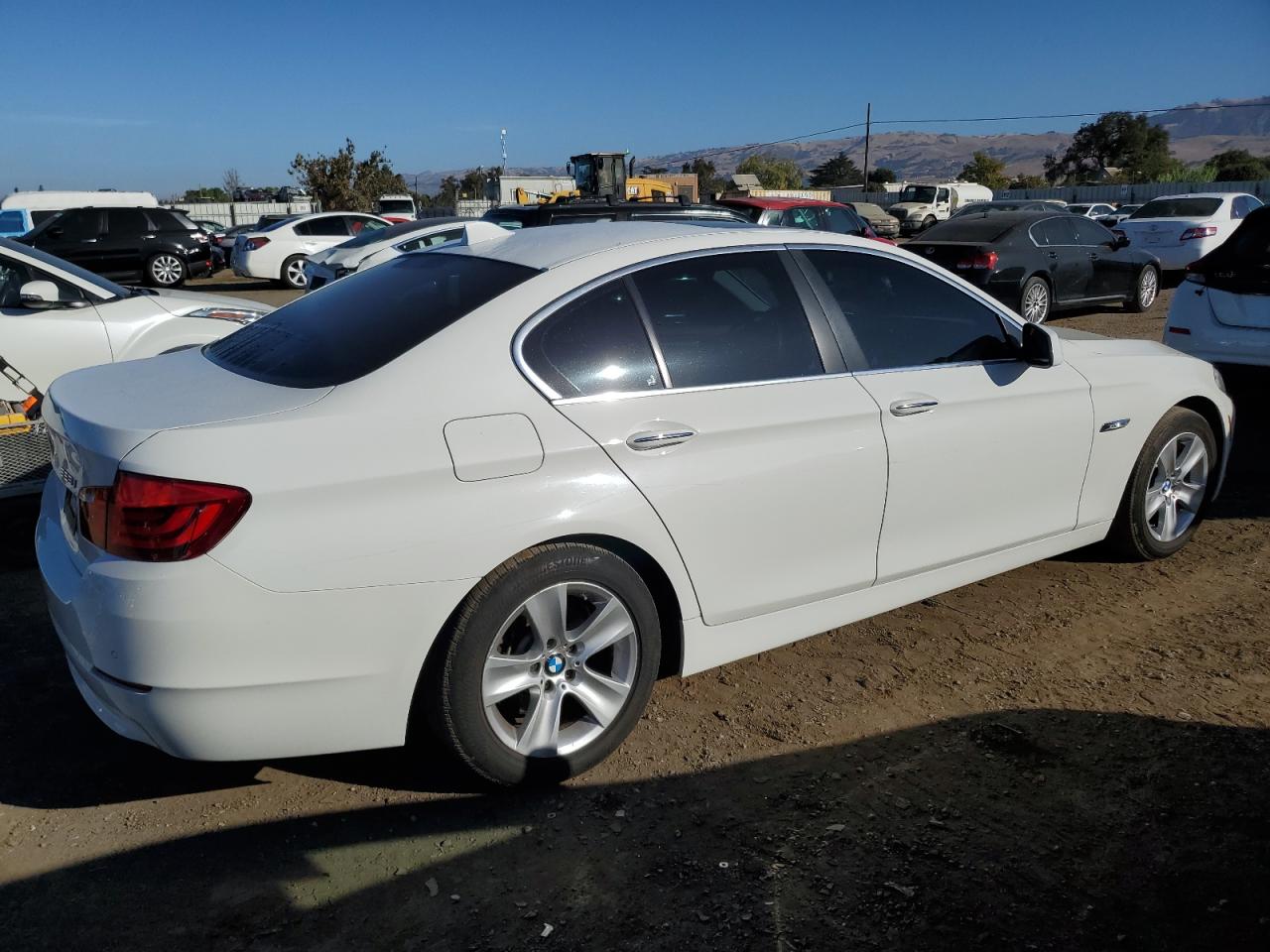 2013 BMW 5er VIN WBAXG5C50DD232561 Copart auction photo, vandalism damage thumbnail 3
