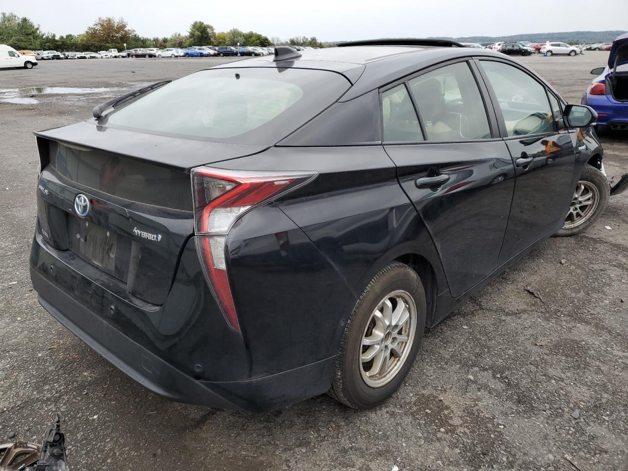 2018 Toyota Prius VIN JTDKARFU9J3058368 Copart auction photo, front end / side damage thumbnail 4