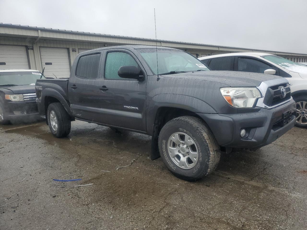 2015 Toyota Tacoma VIN 3TMLU4EN8FM166916 Copart auction photo, rear end damage thumbnail 4