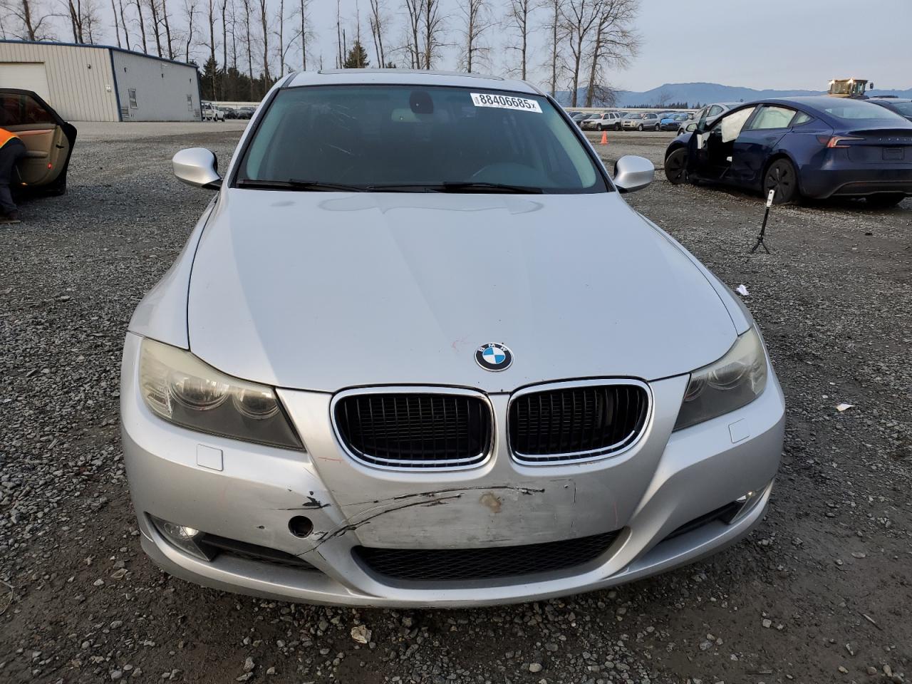 2011 BMW 3er VIN WBAPK5C51BA659406 Copart auction photo, rear end / side damage thumbnail 5