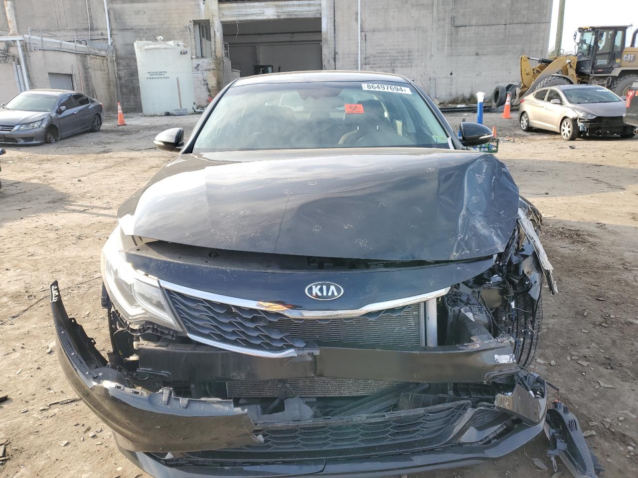 2020 KIA Optima VIN 5XXGT4L32LG431042 Copart auction photo, all over damage thumbnail 5