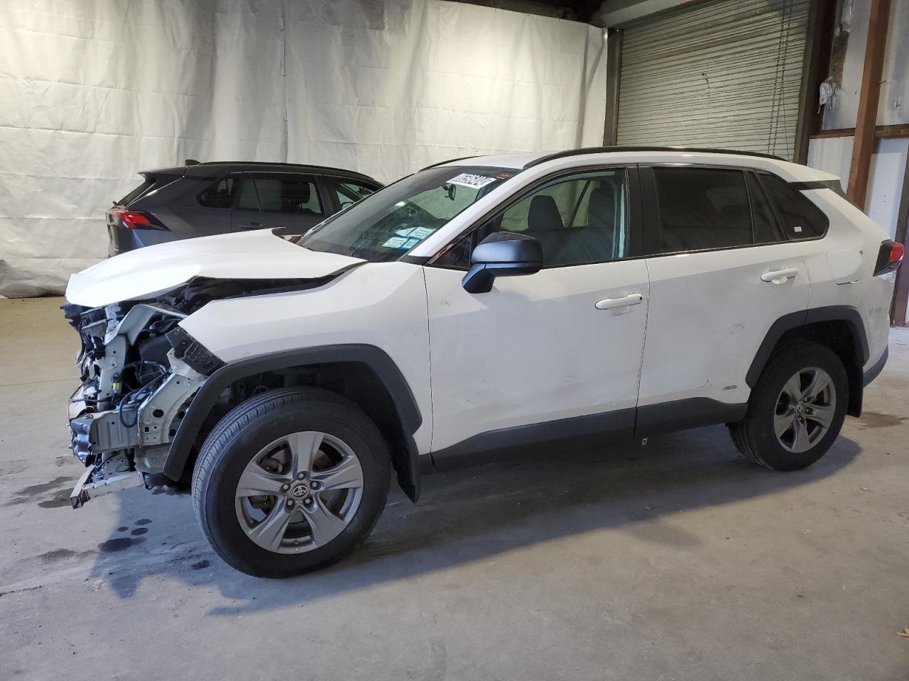 2022 Toyota RAV 4 VIN 4T3LWRFV3NU068301