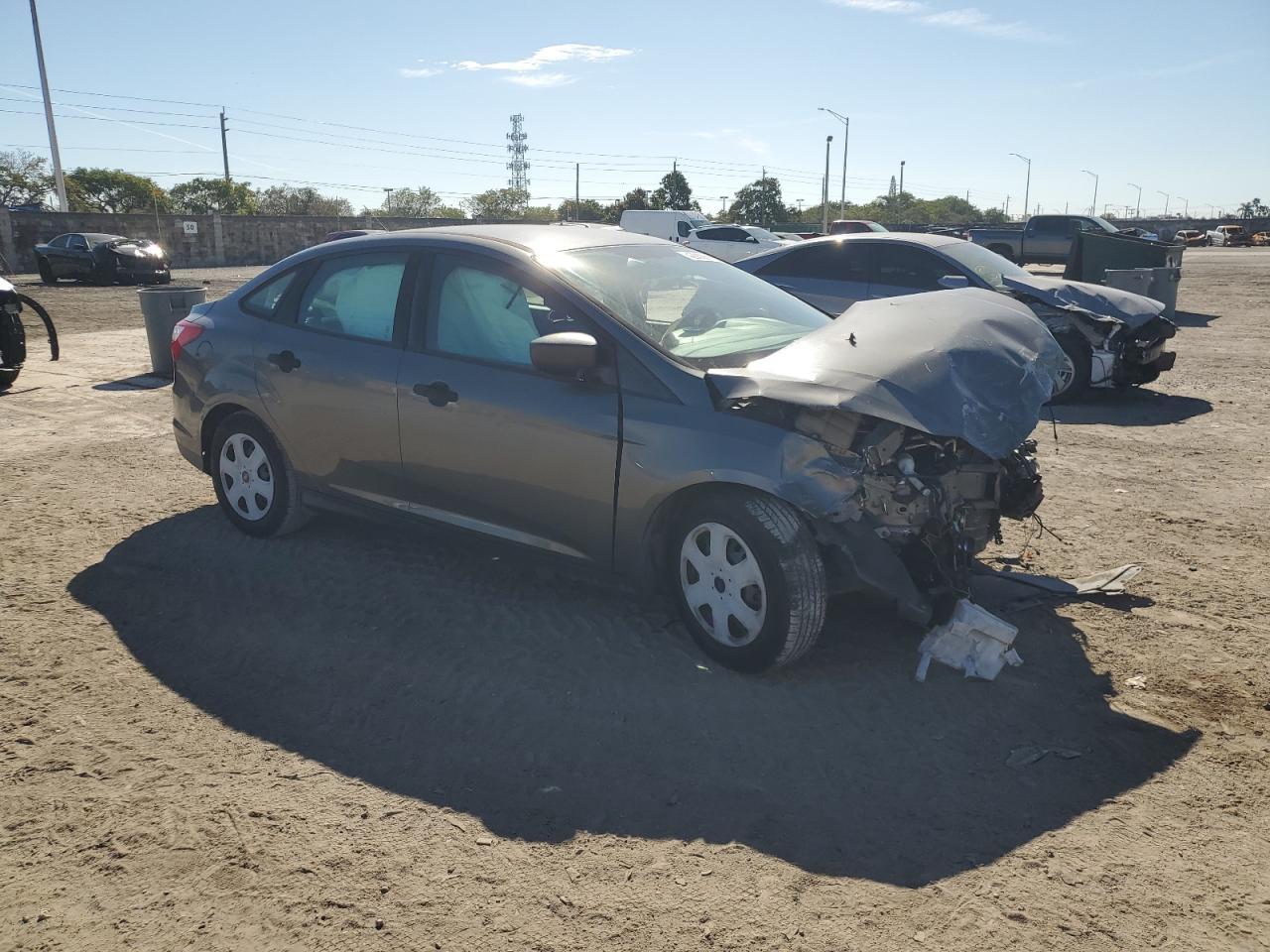 2012 Ford Focus VIN 1FAHP3E21CL318647 Copart auction photo, front end damage thumbnail 4