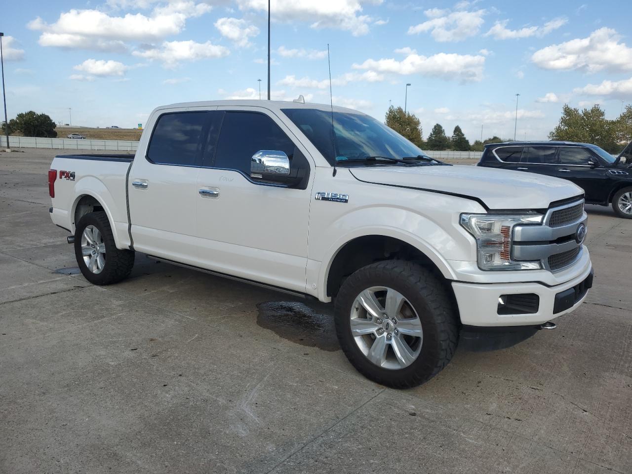 2018 Ford F-150 VIN 1FTEW1EG5JFC14559 Copart auction photo, hail / minor dent/scratches damage thumbnail 4
