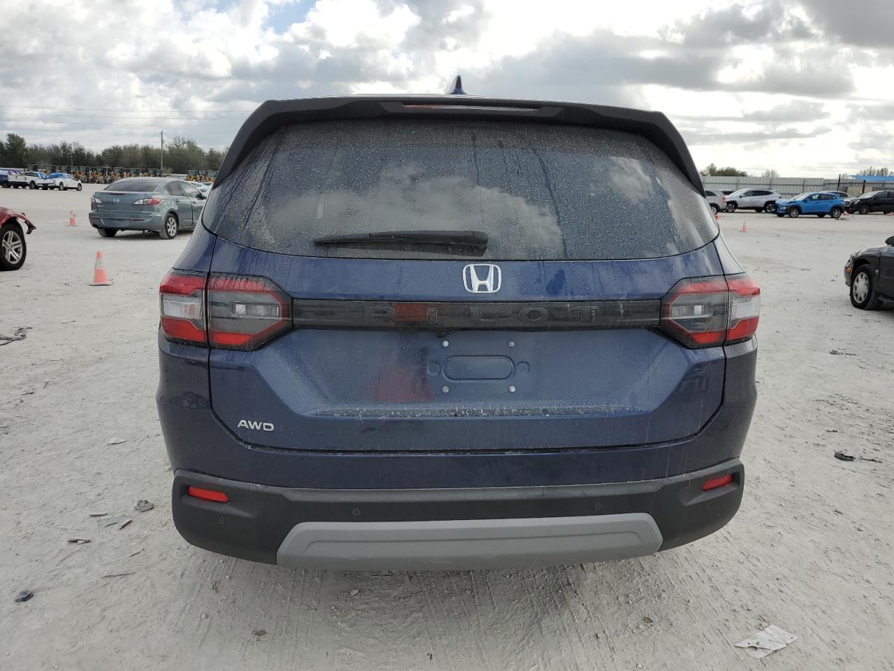 2025 Honda Pilot VIN 5FNYG1H48SB026054 Copart auction photo, front end / side damage thumbnail 6