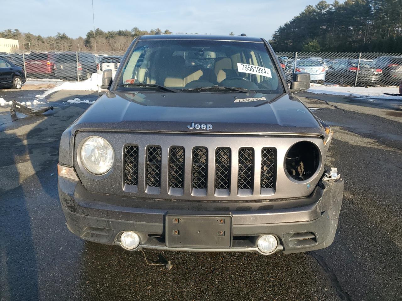 2016 Jeep Liberty (Patriot) VIN 1C4NJPFA4GD793012 Copart auction photo, front end / minor dent/scratches damage thumbnail 5