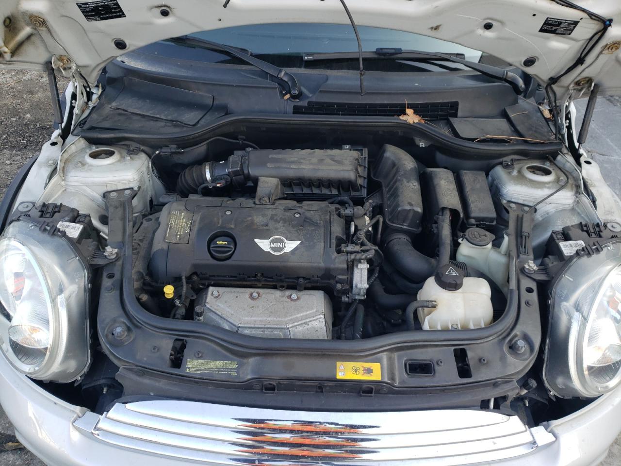 2013 MINI Cooper VIN WMWSU3C50DT688654 Copart auction photo, side / front end damage thumbnail 11