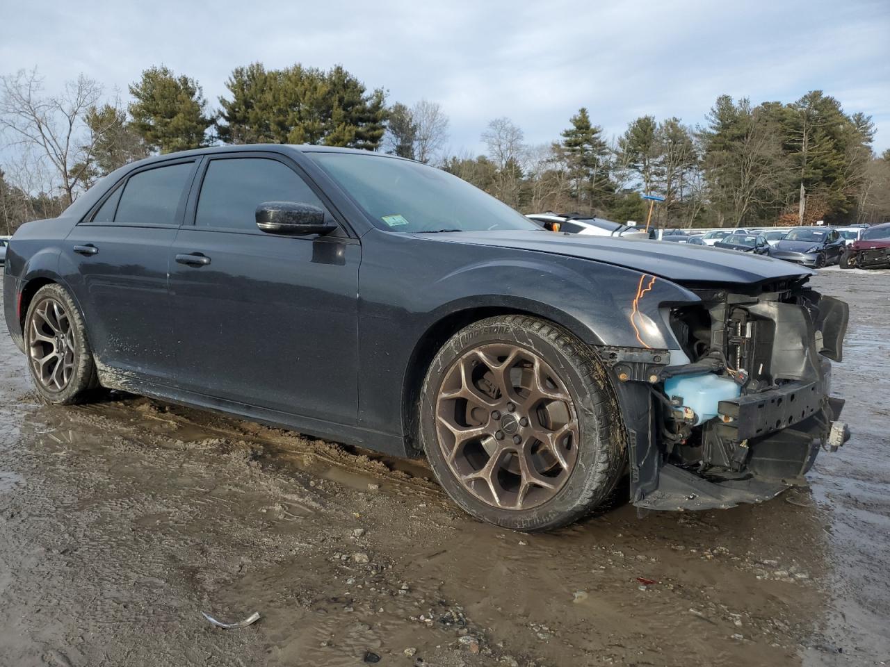 2015 Chrysler 300 VIN 2C3CCABT1FH793447 Copart auction photo, front end / minor dent/scratches damage thumbnail 4