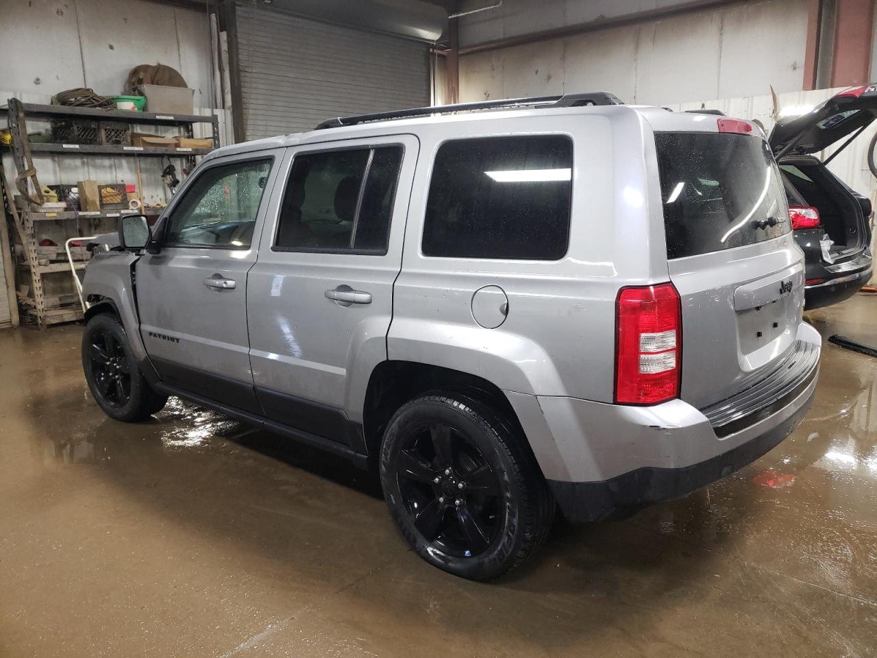 2015 Jeep Liberty (Patriot) VIN 1C4NJPBAXFD264877 Copart auction photo, front end damage thumbnail 2