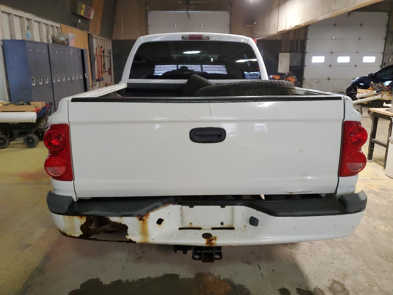 2007 Dodge Dakota VIN 1D7HE48KX7S212491 Copart auction photo, front end / minor dent/scratches damage thumbnail 6