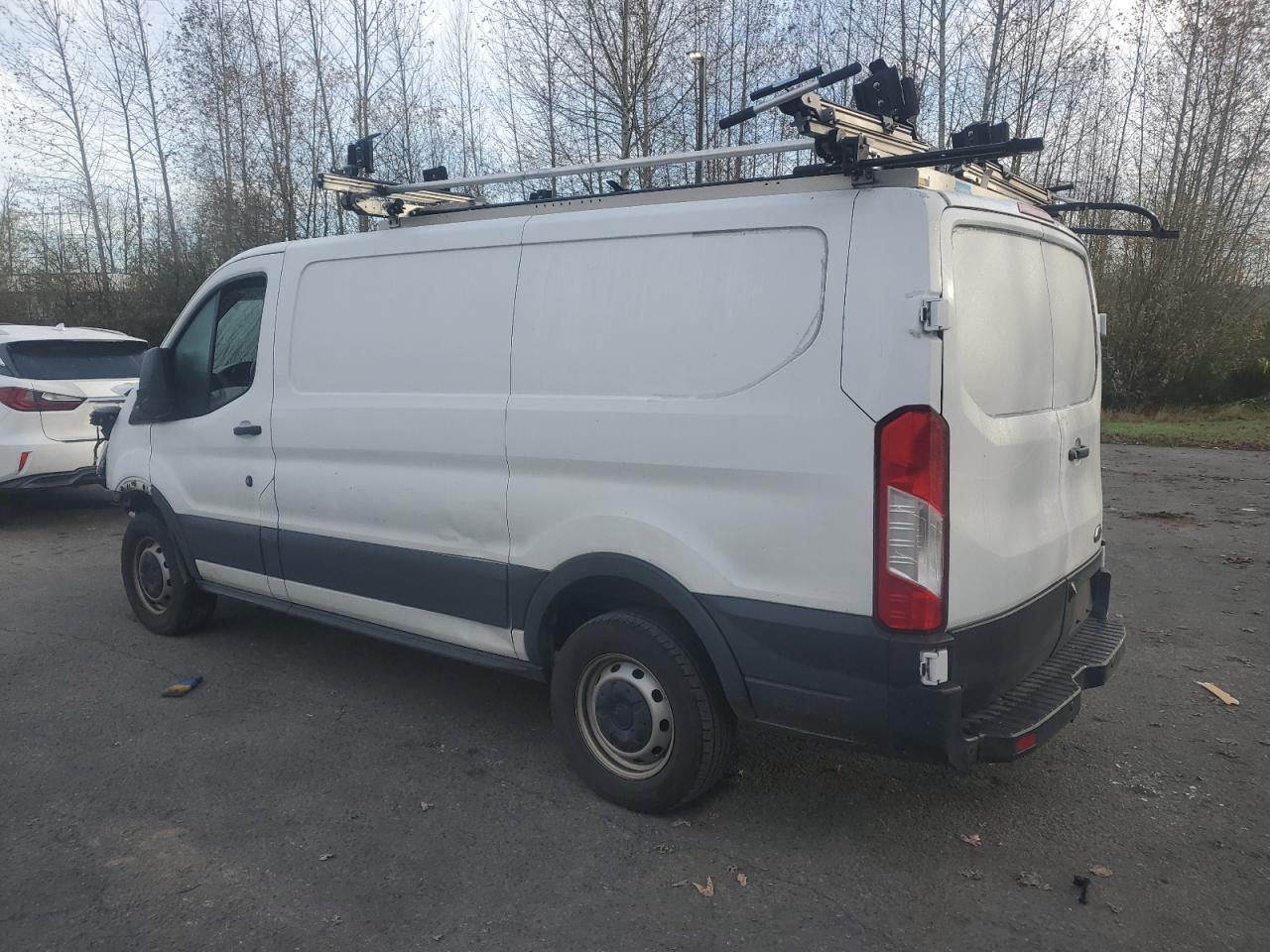 2018 Ford Transit VIN 1FTYR1YM6JKB42218 Copart auction photo, front end damage thumbnail 2