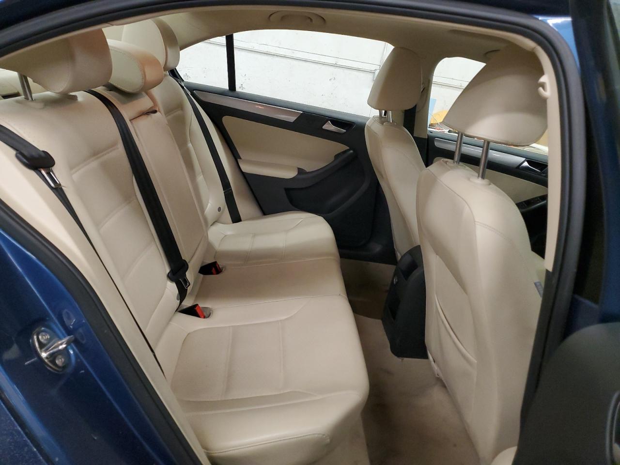 2015 Volkswagen Jetta VIN 3VWD17AJ8FM253407 Copart auction photo, front end damage thumbnail 10