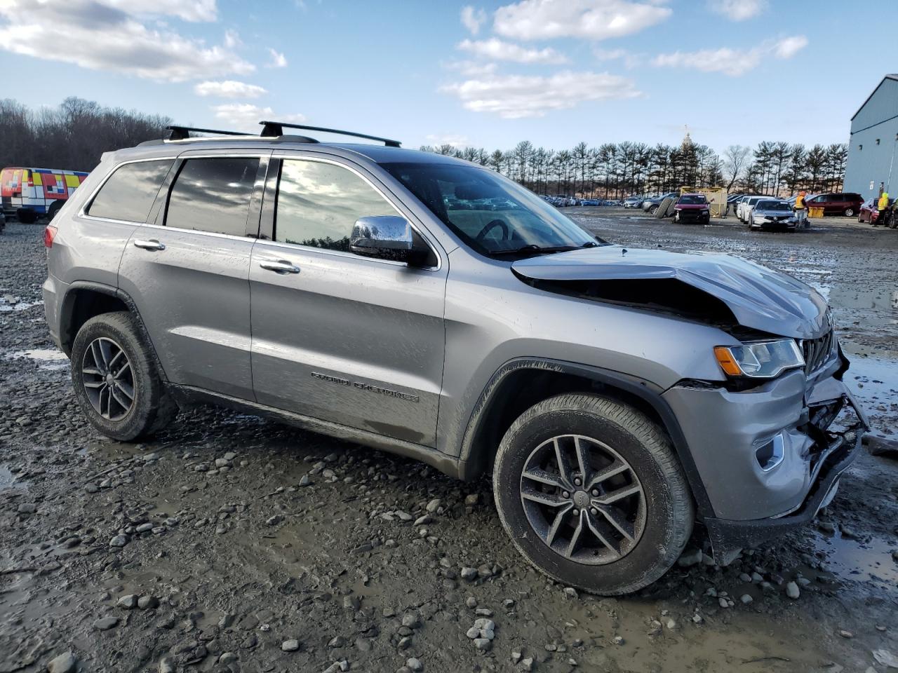 2017 Jeep Grand Cherokee VIN 1C4RJFBG5HC827472 Copart auction photo, front end damage thumbnail 4
