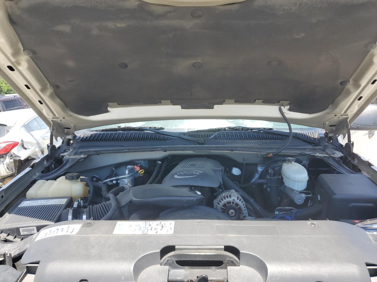 2004 Chevrolet Silverado VIN 2GCEC19V941239347 Copart auction photo, undercarriage damage thumbnail 11
