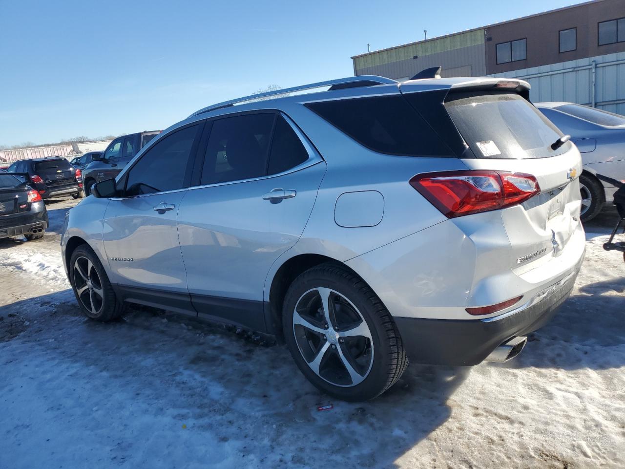 2020 Chevrolet Equinox VIN 3GNAXLEX6LS596484 Copart auction photo, rear end damage thumbnail 2