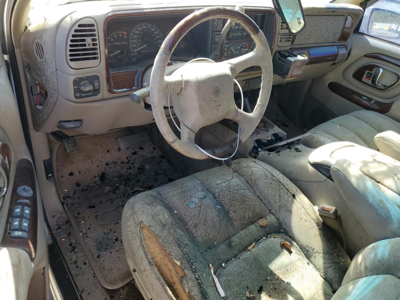 1999 Cadillac Escalade VIN 1GYEK13R8XR411548 Copart auction photo, top/roof damage thumbnail 8
