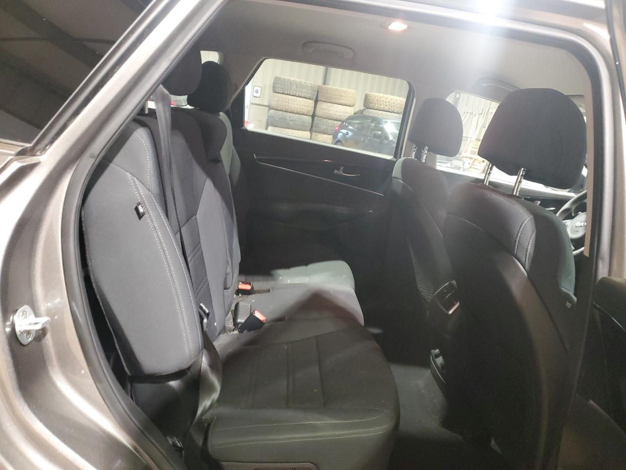 2017 KIA Sorento VIN 5XYPG4A37HG323848 Copart auction photo, mechanical / minor dent/scratches damage thumbnail 11