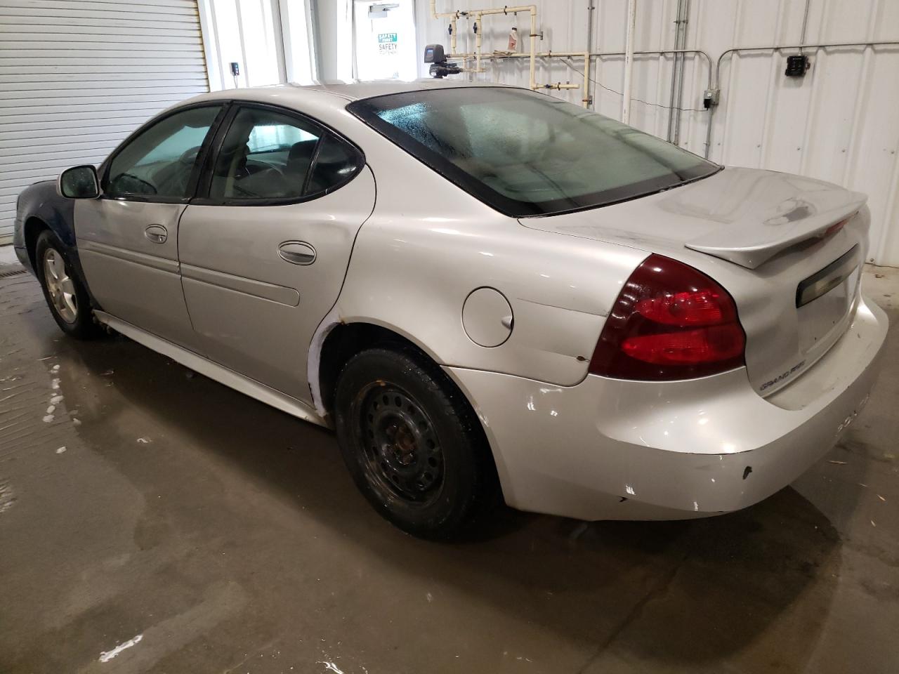 2007 Pontiac Grand Prix VIN 2G2WP552371175097 Copart auction photo, all over damage thumbnail 2
