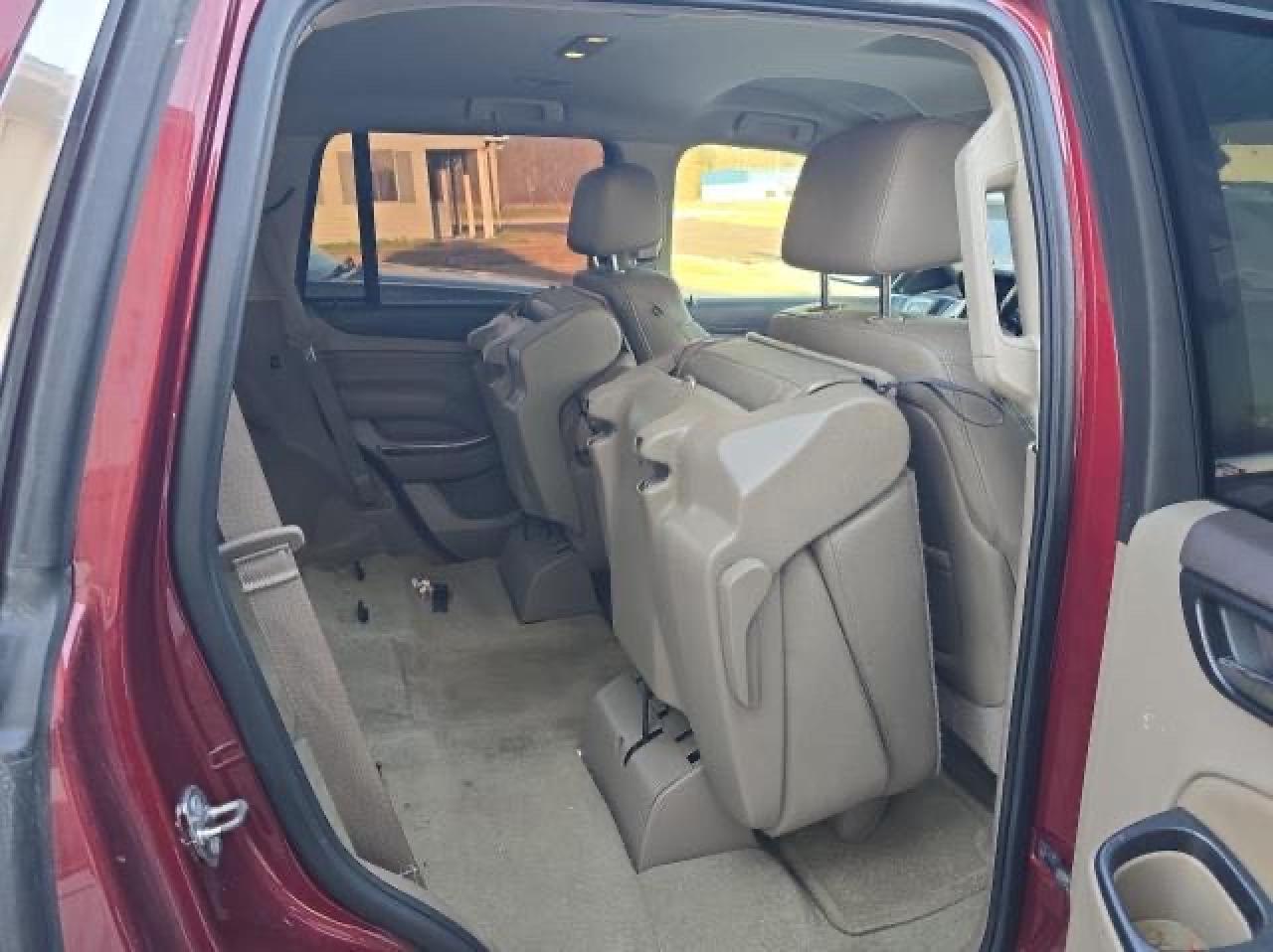 2016 GMC Yukon VIN 1GKS1BKC4GR346877 Copart auction photo, minor dent/scratches / mechanical damage thumbnail 6