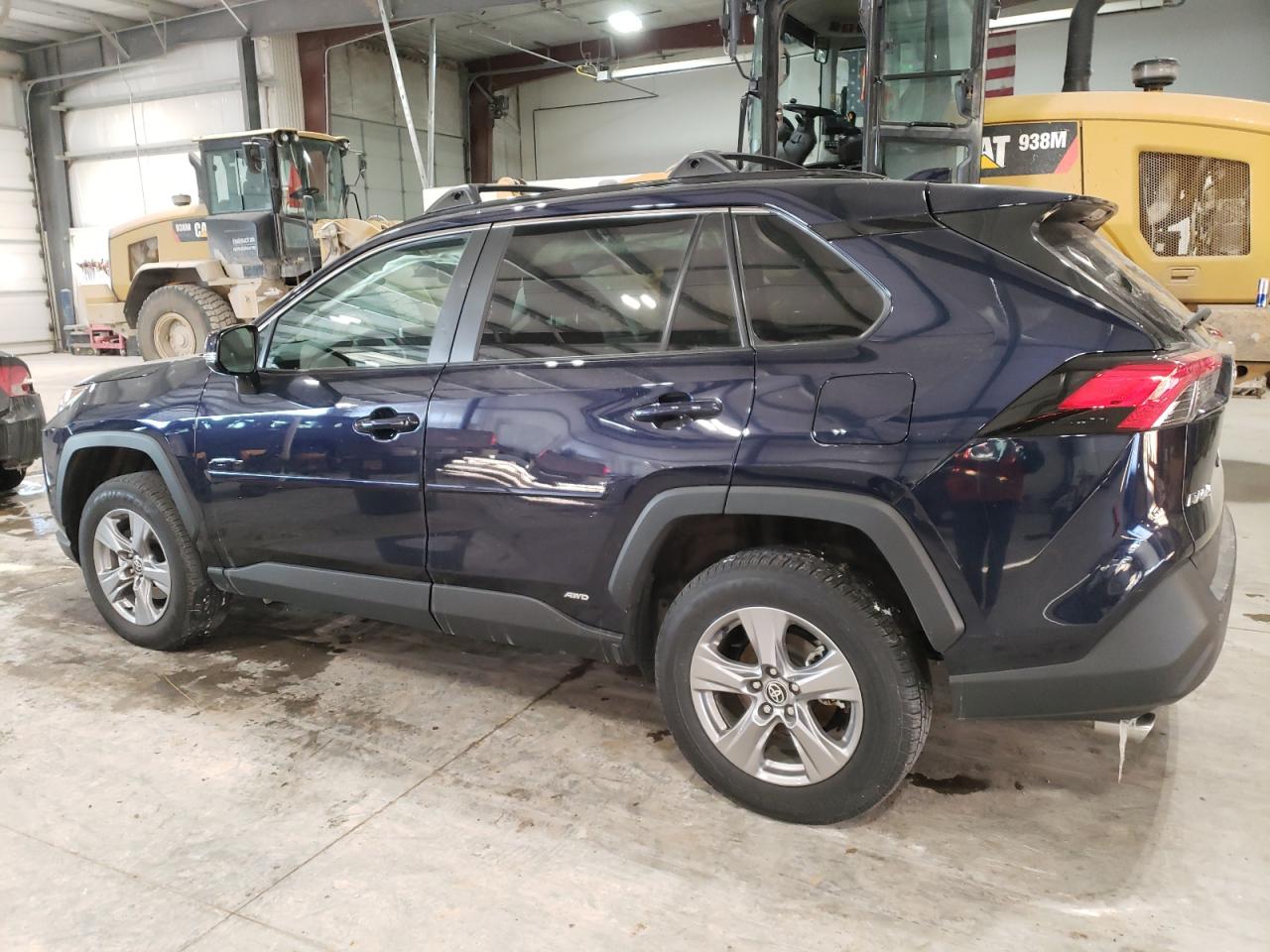 2023 Toyota RAV 4 VIN 4T3RWRFV5PU099255 Copart auction photo, side / hail damage thumbnail 2