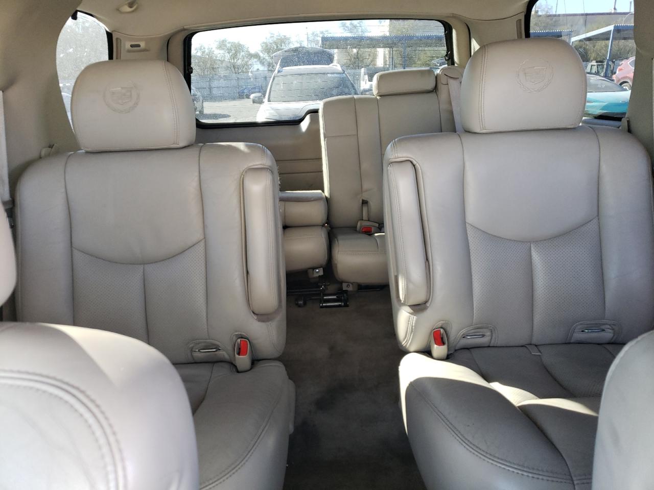 2004 Cadillac Escalade VIN 1GYEK63N04R305147 Copart auction photo, rear end damage thumbnail 10