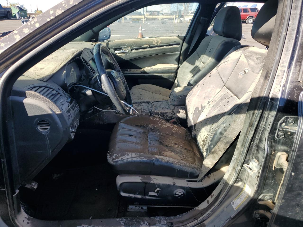 2019 Chrysler 300 VIN 2C3CCAGGXKH648428 Copart auction photo, water/flood damage thumbnail 7