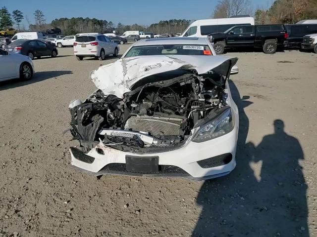 2015 Mercedes-Benz E-klasse VIN WDDHF8JB4FB108236 Copart auction photo, biohazard/chemical / front end damage thumbnail 11