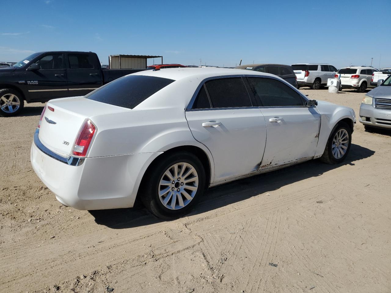 2013 Chrysler 300 VIN 2C3CCAAG9DH632197 Copart auction photo, frame damage / front end damage thumbnail 3