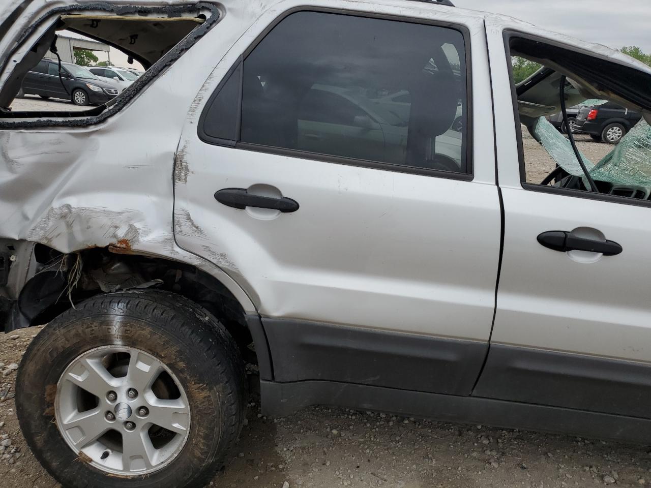 2007 Ford Escape VIN 1FMYU03107KA40553 Copart auction photo, all over damage thumbnail 10