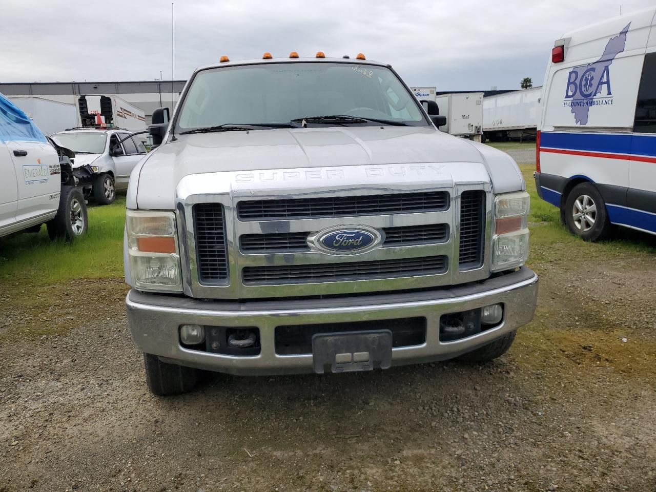 2008 Ford F350 VIN 1FTWW33R68EA23253 Copart auction photo, vandalism damage thumbnail 5