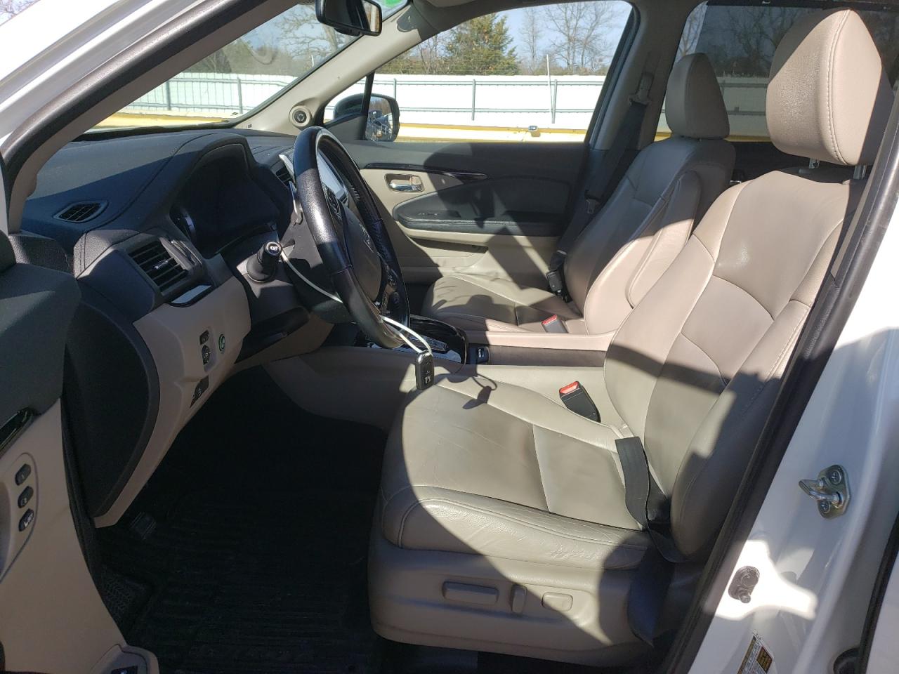 2016 Honda Pilot VIN 5FNYF6H95GB106530 Copart auction photo, front end damage thumbnail 7