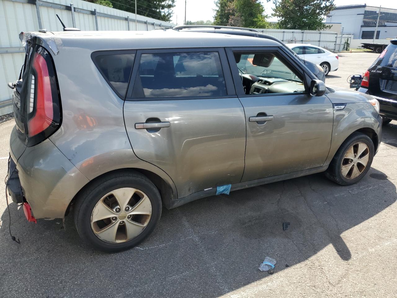 2016 KIA Soul VIN KNDJN2A28G7268295 Copart auction photo, all over damage thumbnail 3