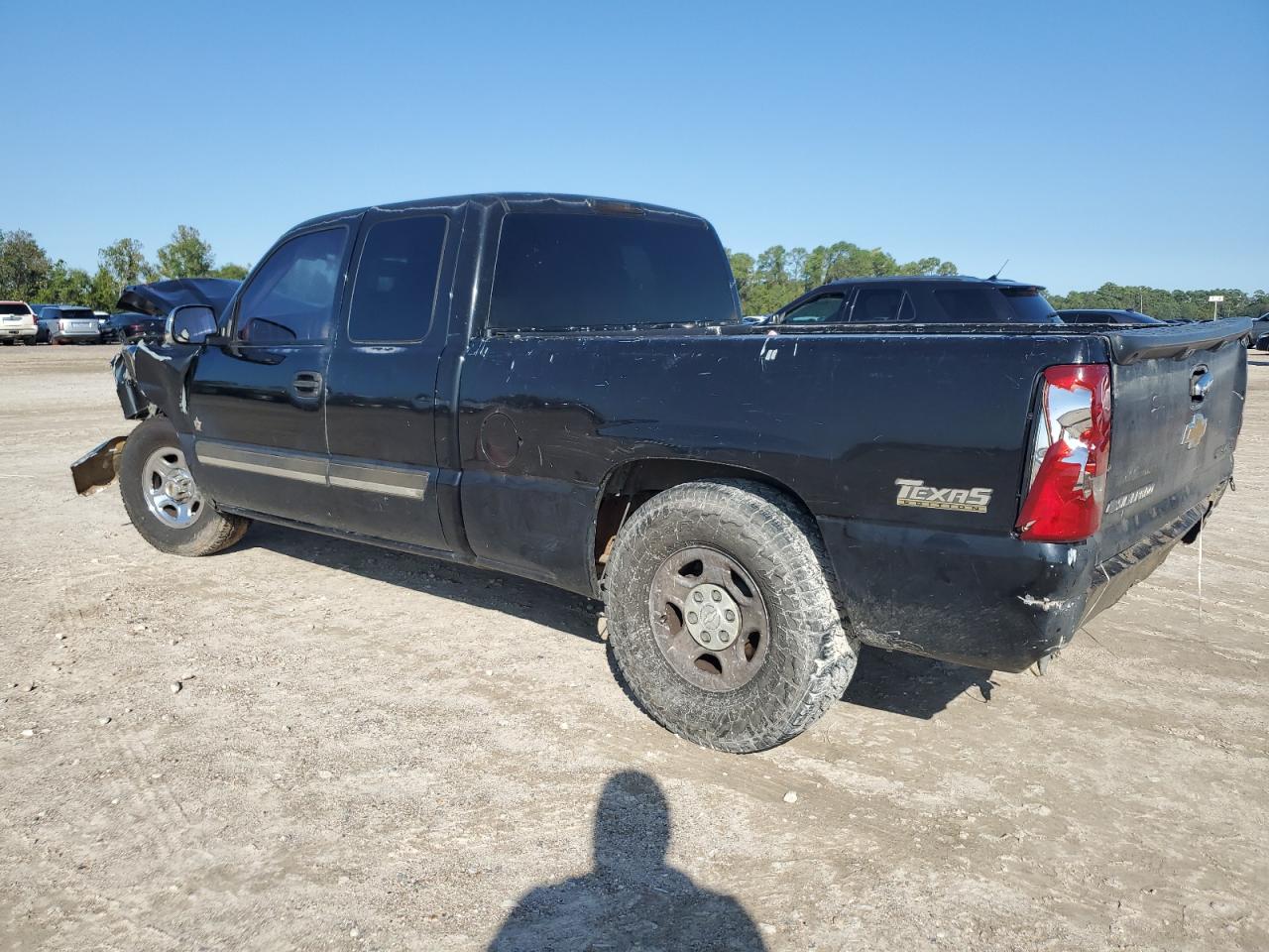 2003 Chevrolet Silverado VIN 2GCEC19VX31241087 Copart auction photo, all over damage thumbnail 2