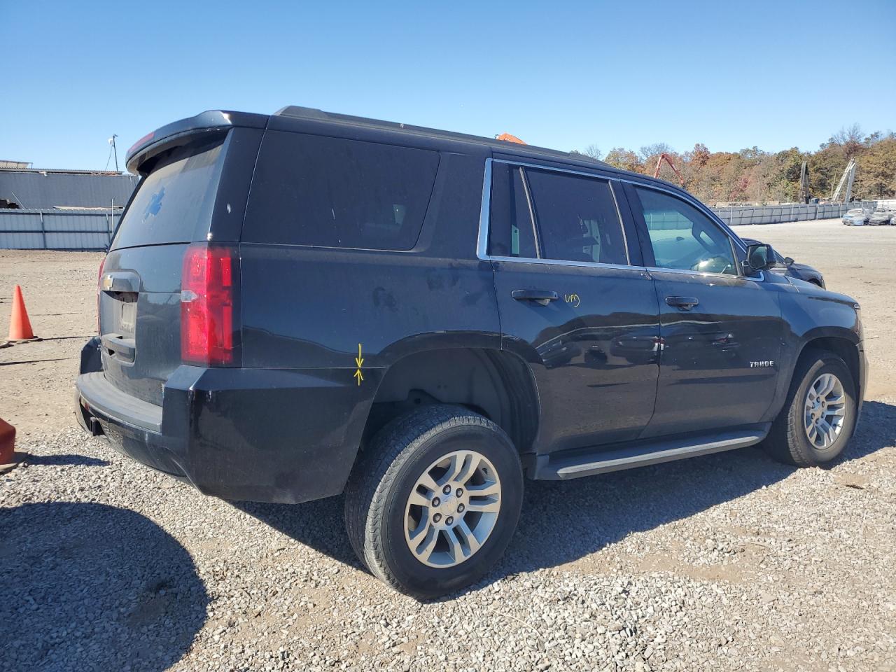 2019 Chevrolet Tahoe VIN 1GNSKAKC7KR149320 Copart auction photo, side damage thumbnail 3