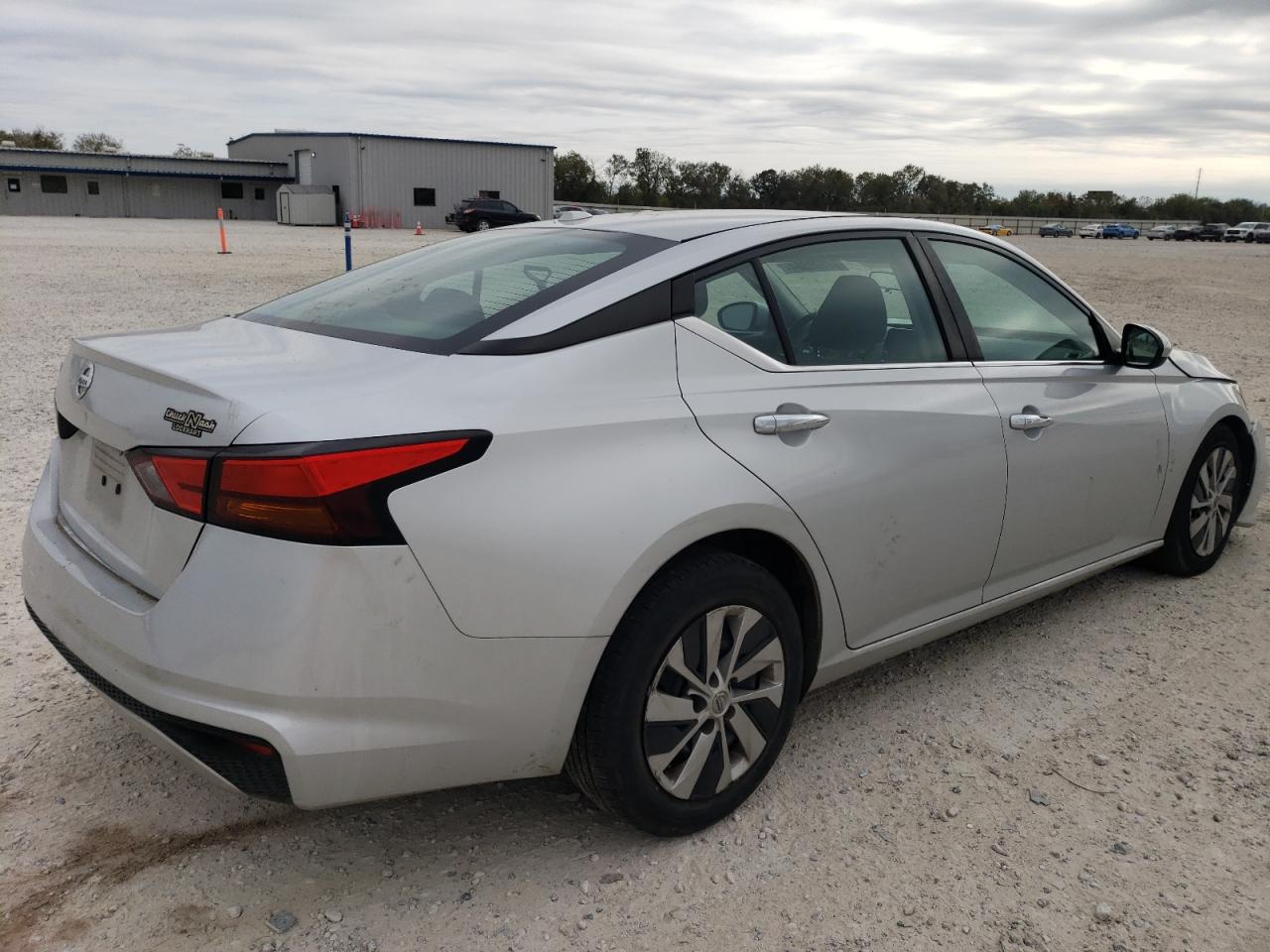 2020 Nissan Altima VIN 1N4BL4BV6LC238444 Copart auction photo, all over damage thumbnail 3
