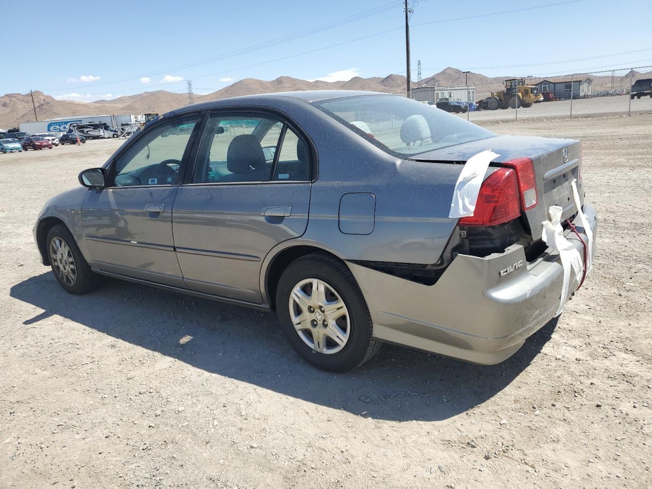 2004 Honda Civic VIN 2HGES16564H640662 Copart auction photo, rear end / front end damage thumbnail 2