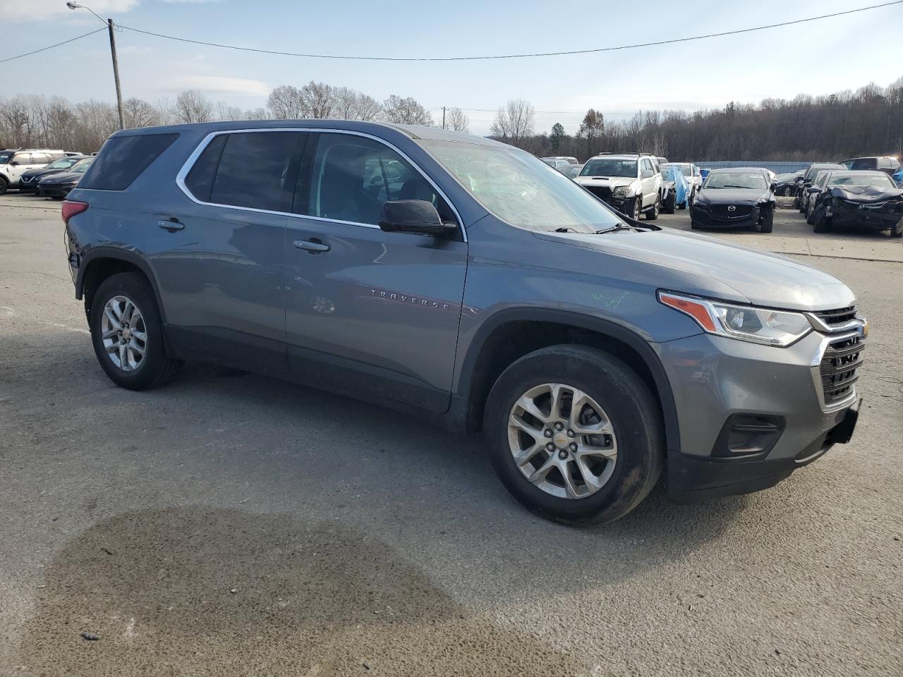 2019 Chevrolet Traverse VIN 1GNERFKW6KJ300159 Copart auction photo, rear end / side damage thumbnail 4