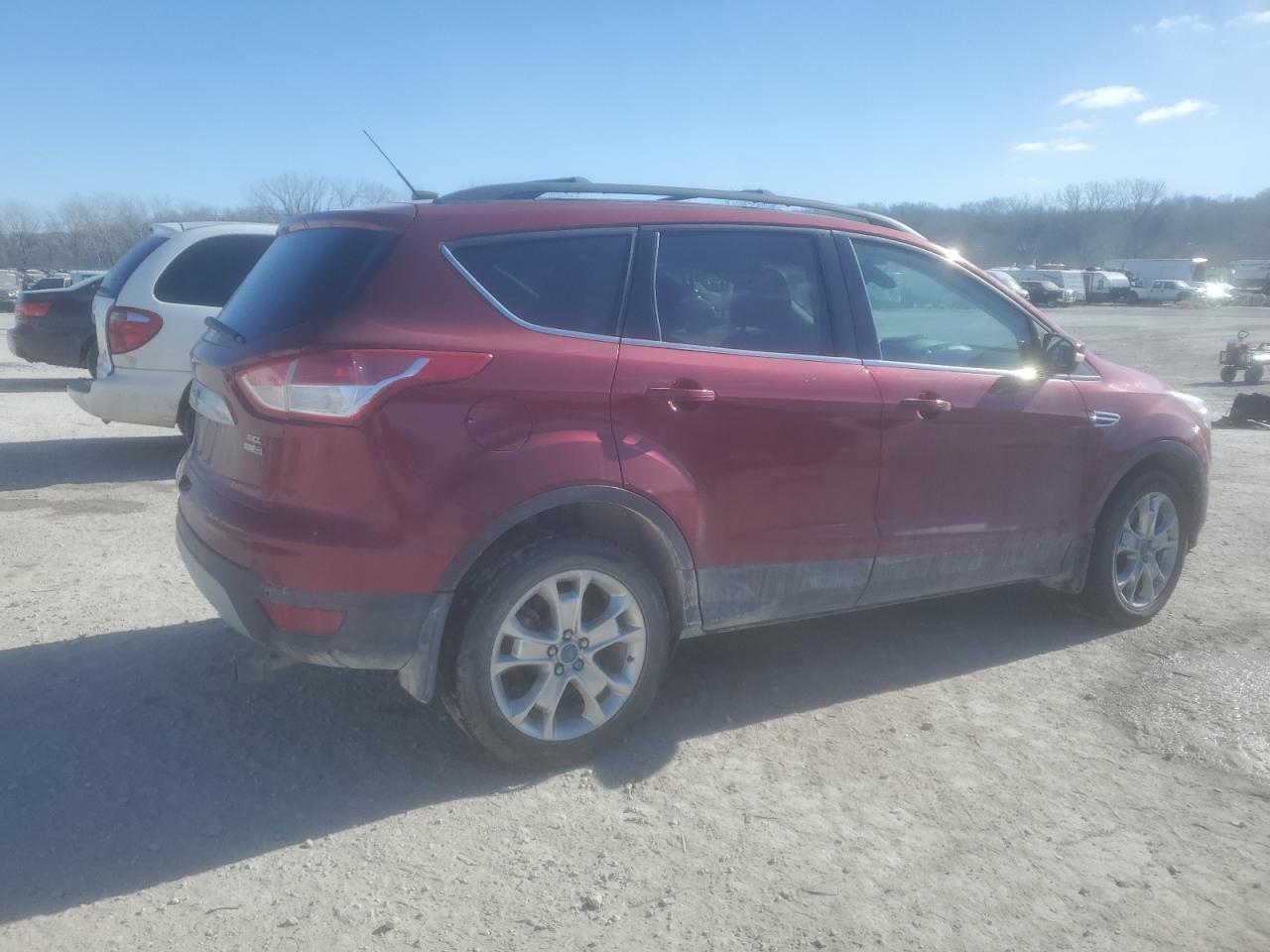 2013 Ford Escape VIN 1FMCU9H95DUB46252 Copart auction photo, front end / undercarriage damage thumbnail 3